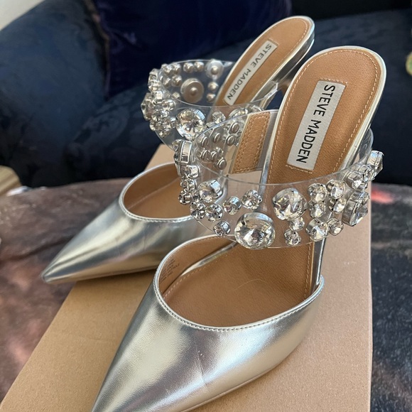 Steve Madden Shoes - Brand new, never worn Steve Madden rhinestone heels. 7.5